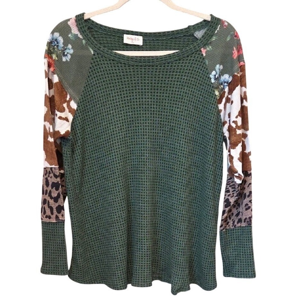 Hailey & Co Women's Floral Animal‎ Print Waffle Knit Long Sleeve Top